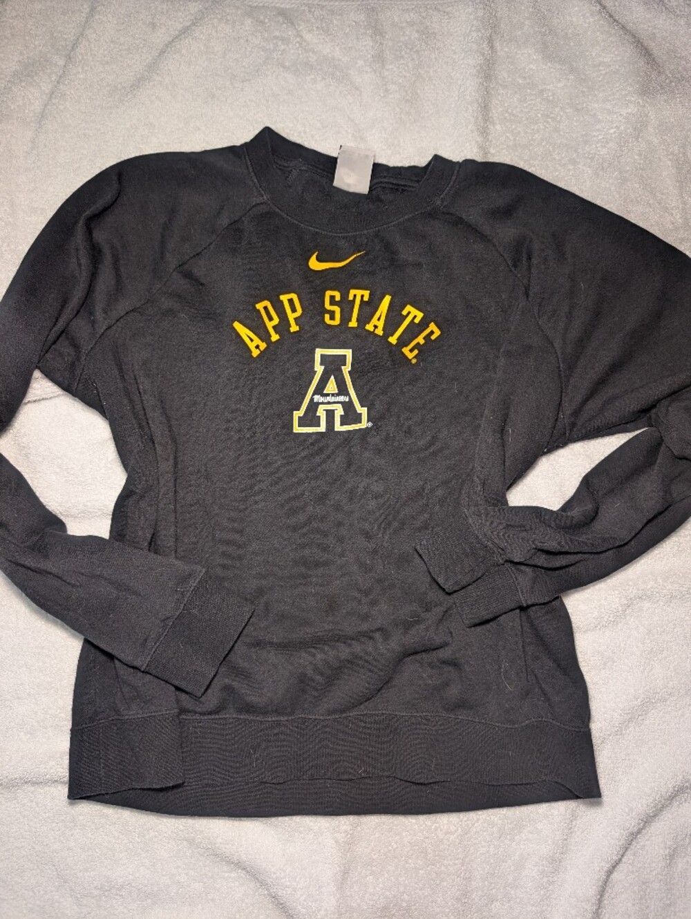 App State Mountaineers Black Sweatshirt size Large